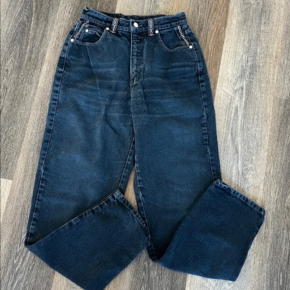 (23) Lois Blue Jeans